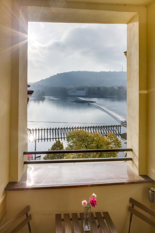 Smetanovo Nabrezi - Riverview Old Town Apartment ปราก ภายนอก รูปภาพ