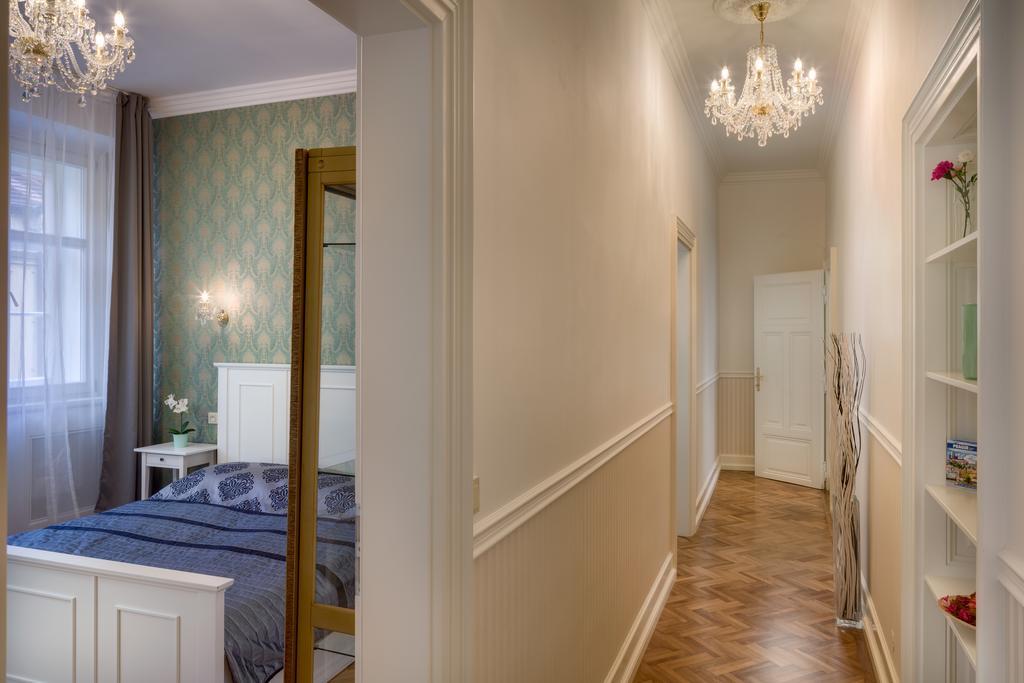Smetanovo Nabrezi - Riverview Old Town Apartment ปราก ภายนอก รูปภาพ
